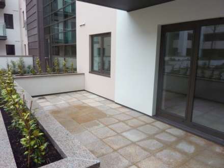 Le Capelain House, Castle Quay, Image 2