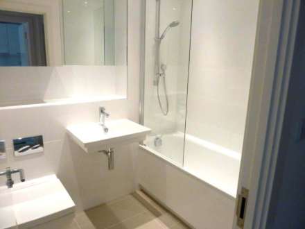 Le Capelain House, Castle Quay, Image 5