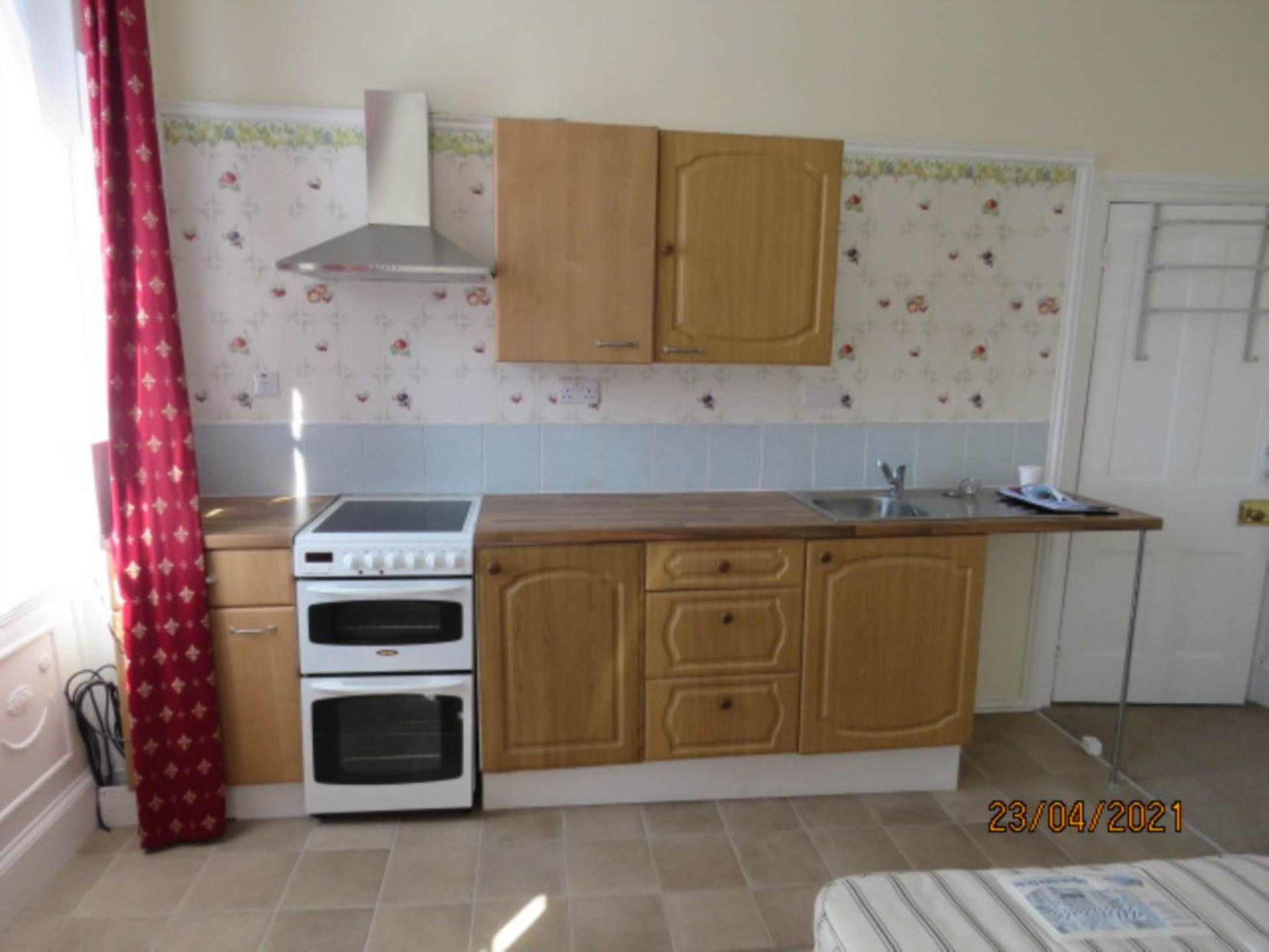 Room     Salvandy Terrace, Springfield Road, Image 4