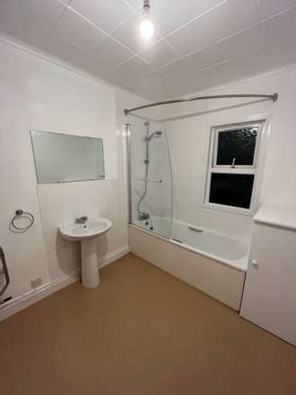 Beaulieu Court, Le Vieux Beaumont, Image 7