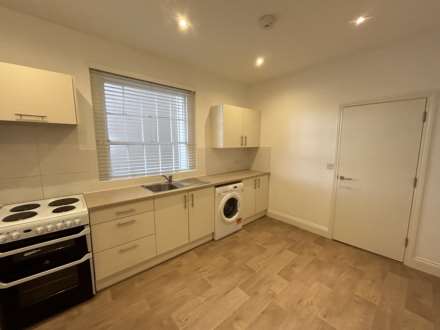 First Floor Flat, 5 David Place, Image 3