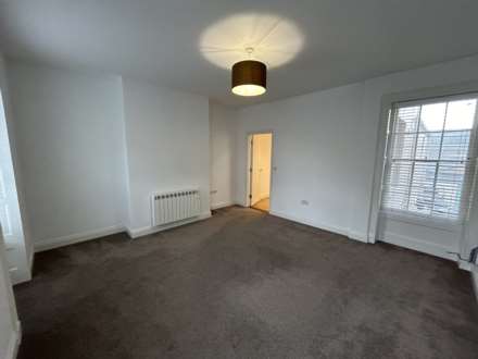First Floor Flat, 5 David Place, Image 5