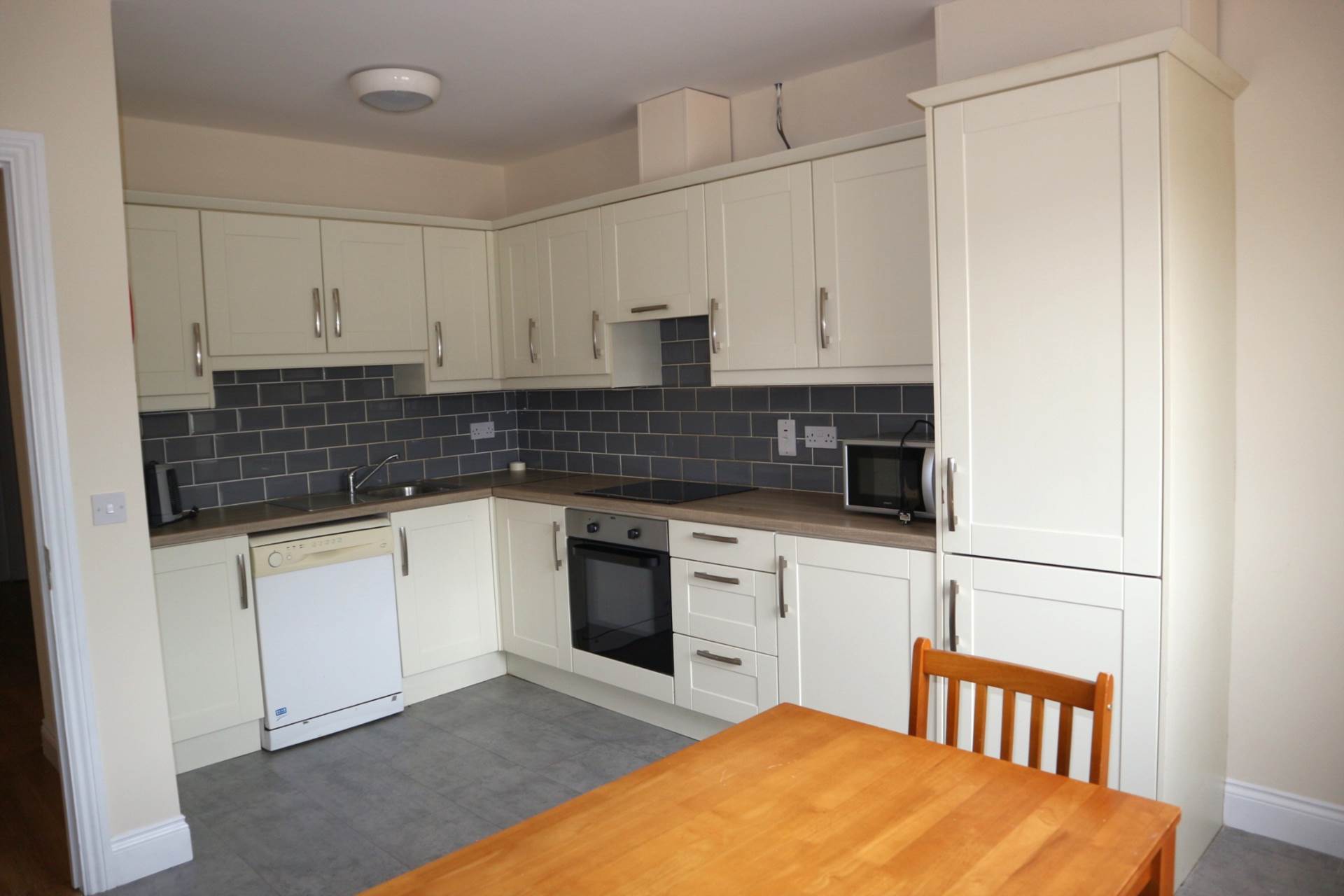 16 The Avenue, St. Wolstan`s Abbey 16 The Avenue, St. Wolstan`s Abbey