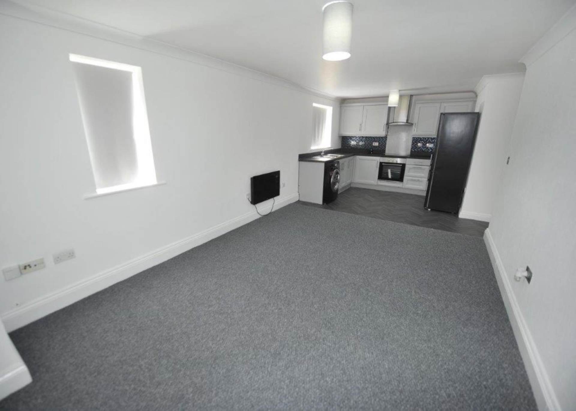 Forebay Drive, Manchester, Image 13