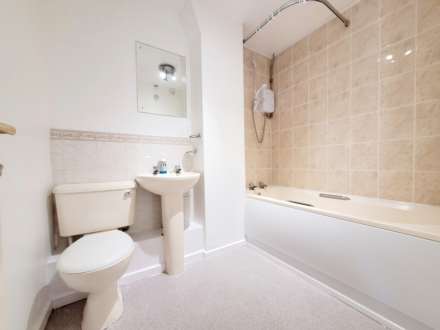 Spinningdale, Walkden M38, Image 2