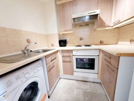 Spinningdale, Walkden M38, Image 3