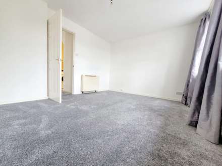 Spinningdale, Walkden M38, Image 8