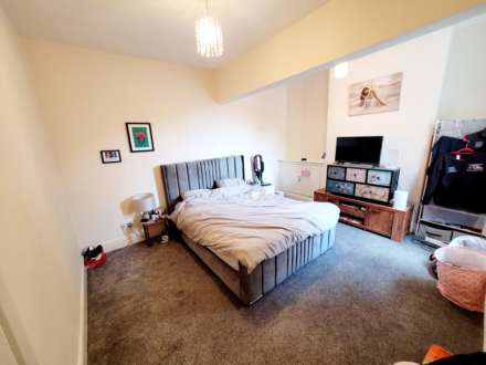 Liverpool Road, Irlam, Image 16