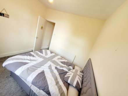 Liverpool Road, Irlam, Image 5