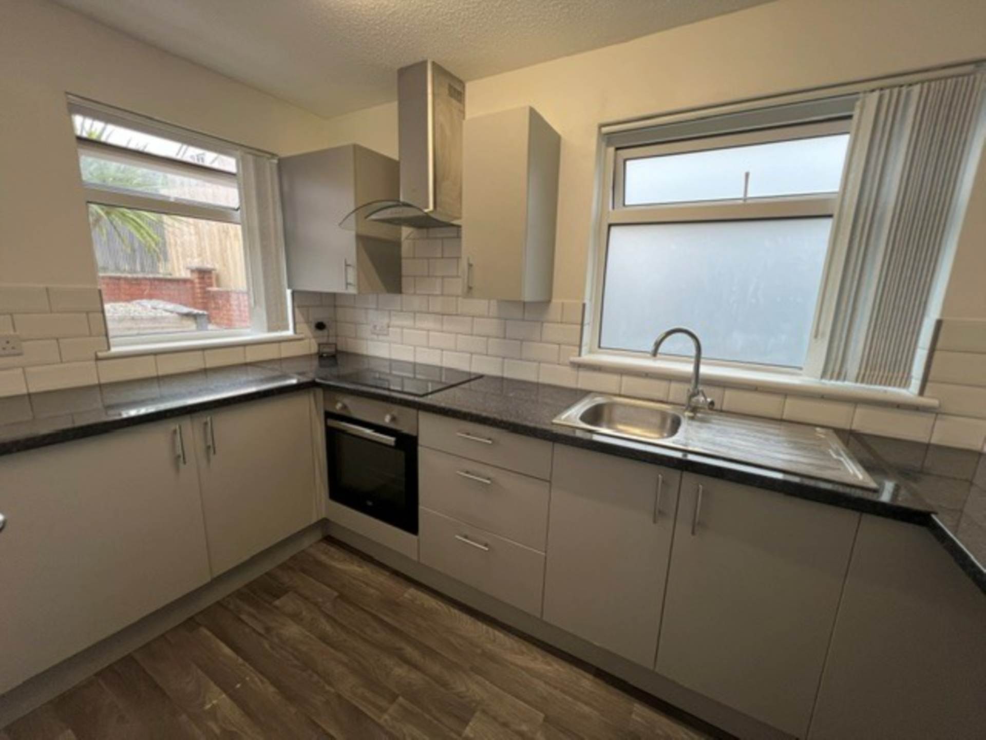 5 Maple Close, Image 2