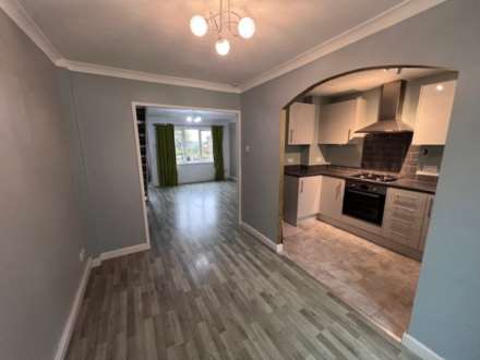Battershall Close, Plymstock, Image 3
