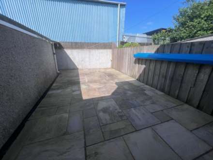 Wesley Close, Kelly Bray, Image 12
