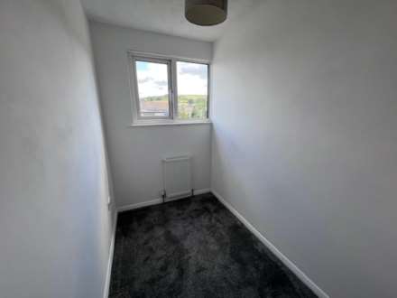 Wesley Close, Kelly Bray, Image 9