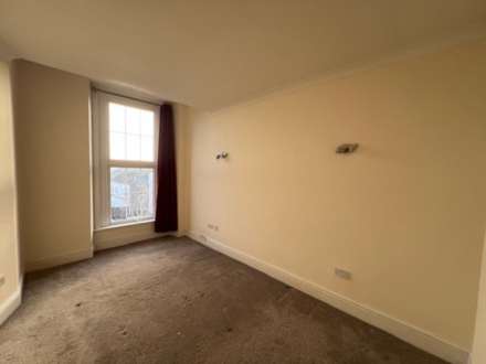 Bedford Terrace, Plymouth, Image 7