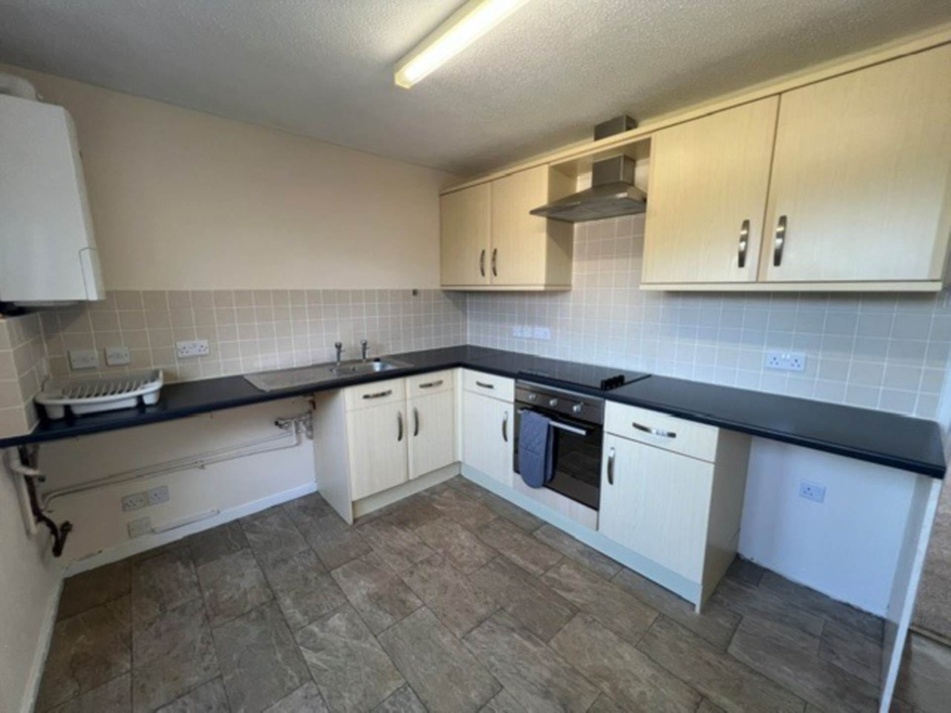 Cedar Close, Callington, Image 2