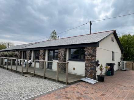 Property For Rent Welltown, Callington