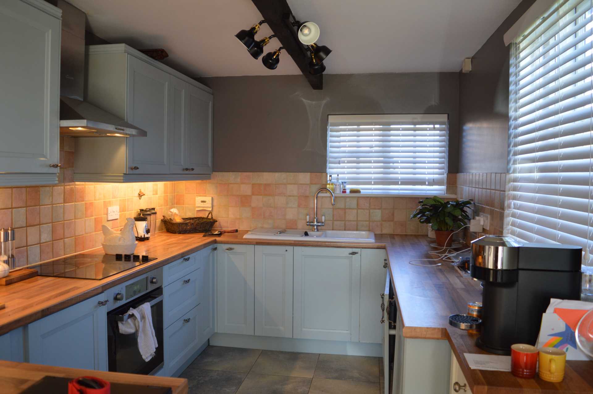 Waldron Cottages, Shefford Woodlands, Image 2