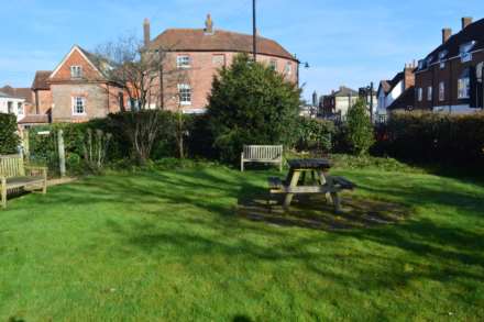 Newtown Road, Newbury, Image 9