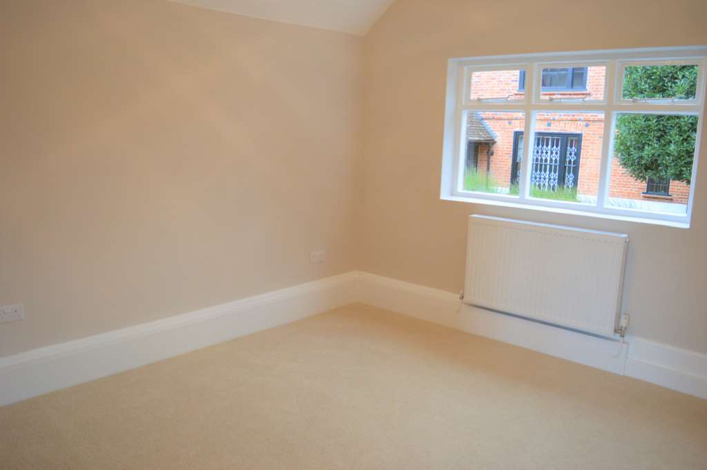 Newtown Road, Newbury, Image 6