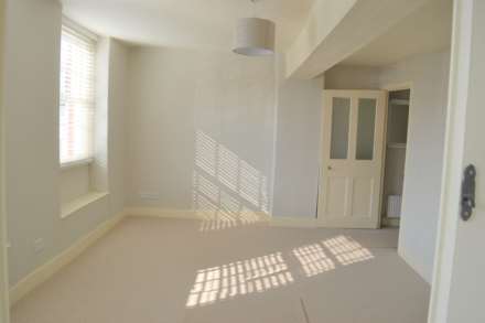 High Street, Highworth, Image 4