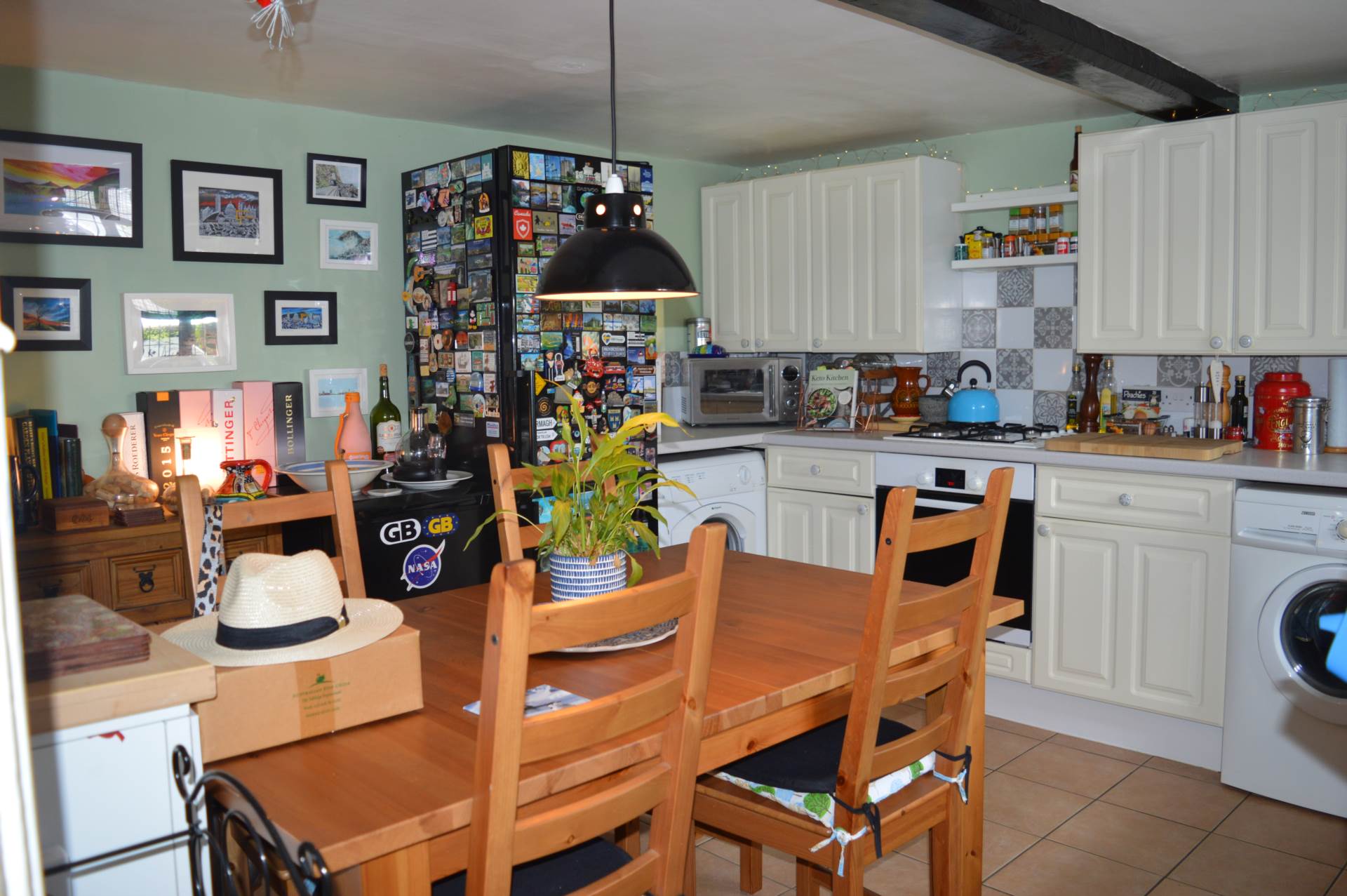 Walnut Tree Cottages, Chilton Foliat, Image 3