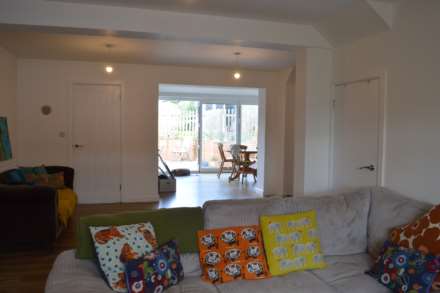 Prospect Road, Hungerford, Image 3