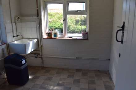 North Hidden Farm Cottages, Hungerford, Image 3