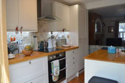 Downview, Hungerford, Image 2