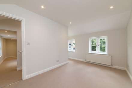 Newton Mews, Hungerford, Image 4