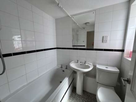 Shalbourne Close, Hungerford, Image 7