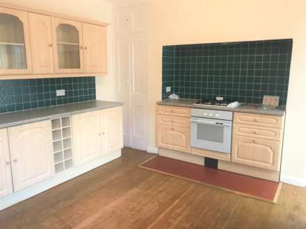 High Street, Hungerford, Image 4