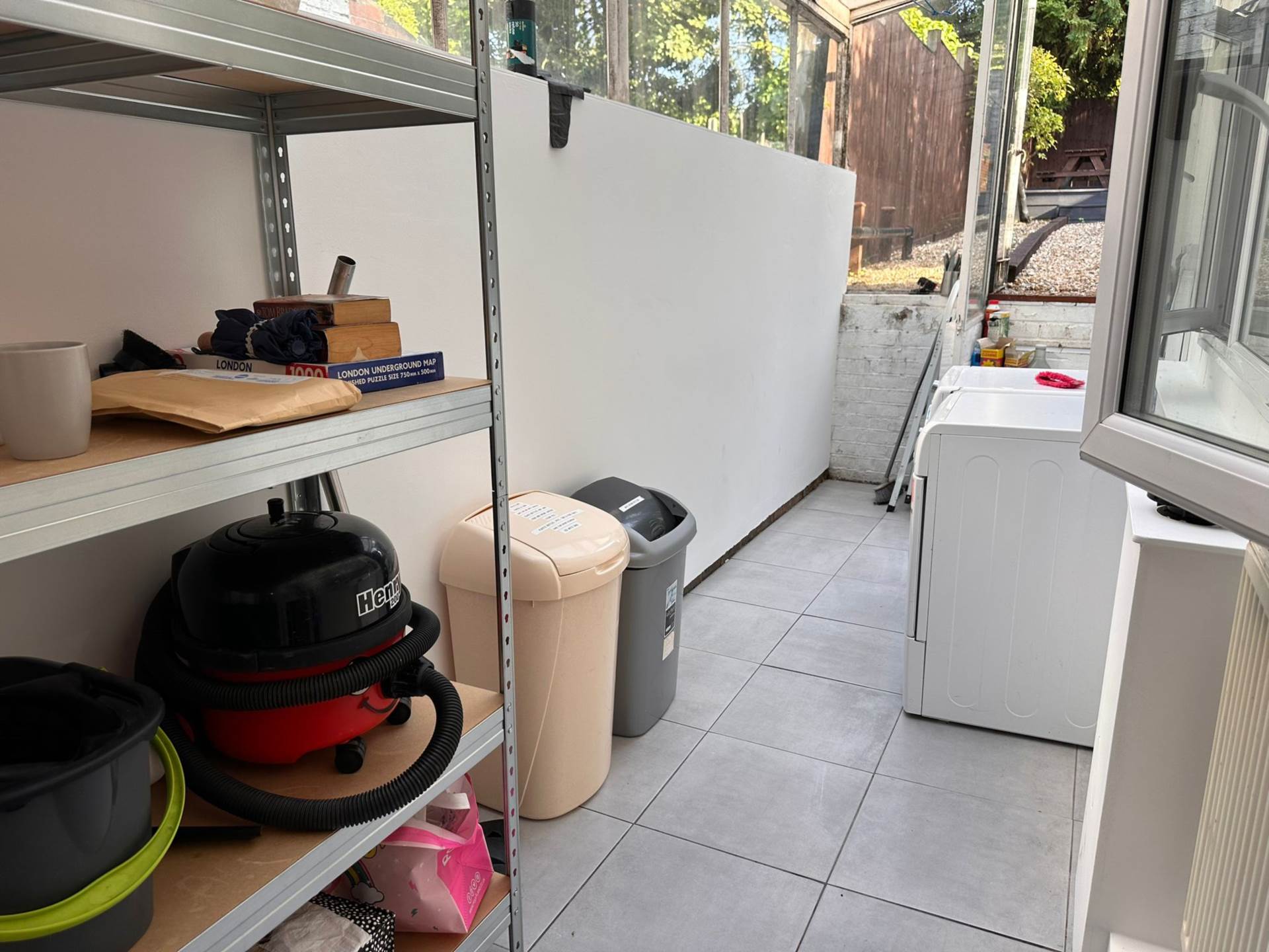 Room 1: 18 RUPERT ROAD, Guildford, GU2 7NE, Image 13