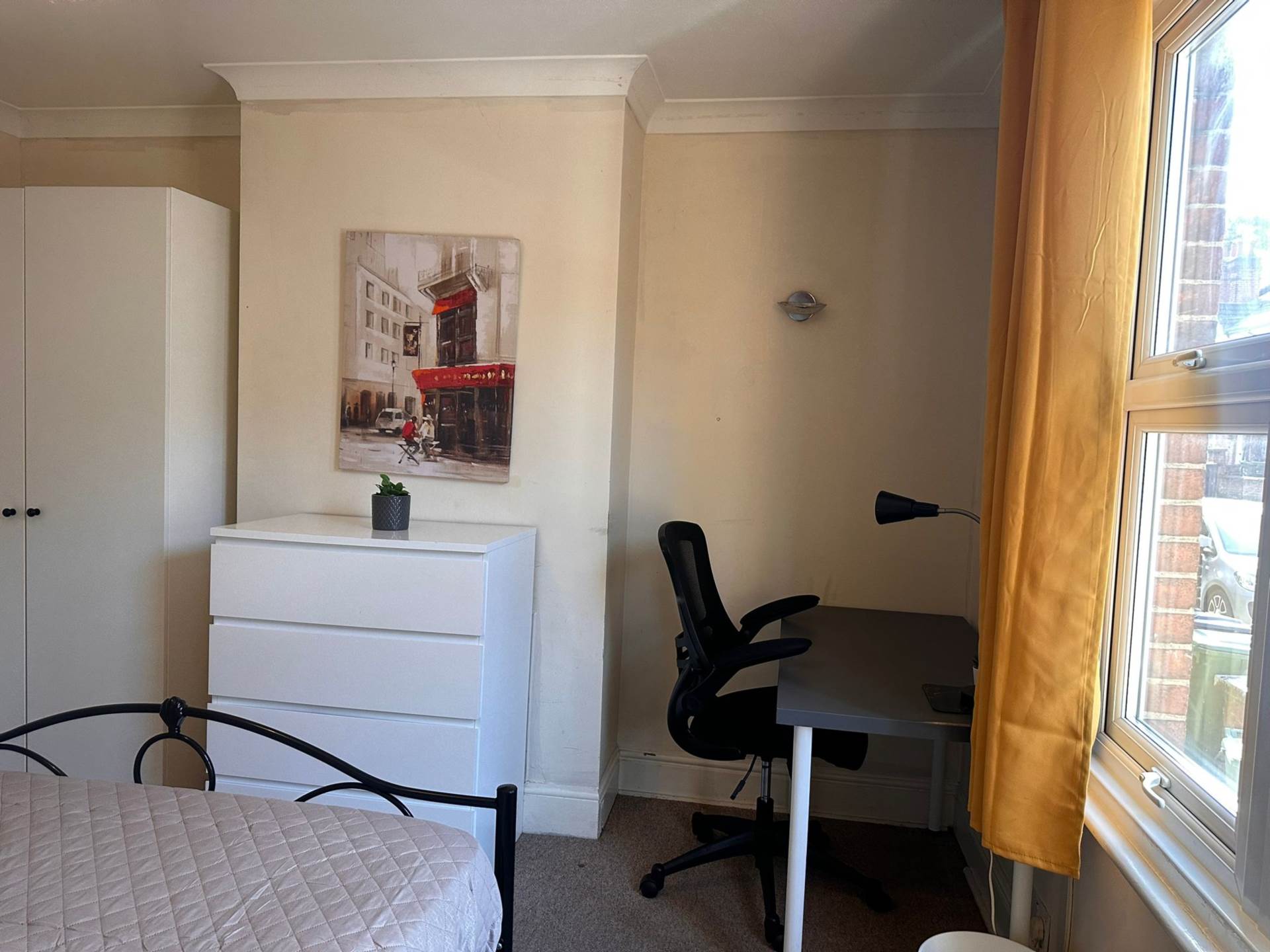 Room 1: 18 RUPERT ROAD, Guildford, GU2 7NE, Image 6