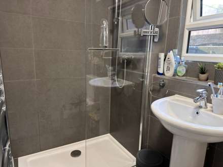 Room 1: 18 RUPERT ROAD, Guildford, GU2 7NE, Image 16