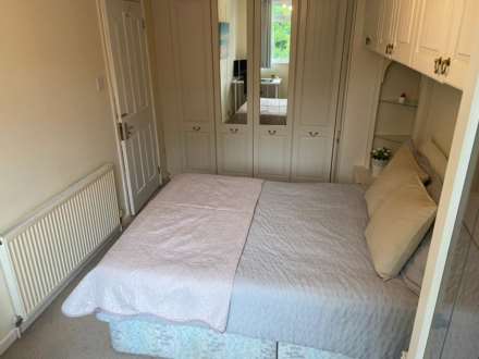 Room 3, 1 Windsor Close, Guildford, GU2 7QU, Image 4