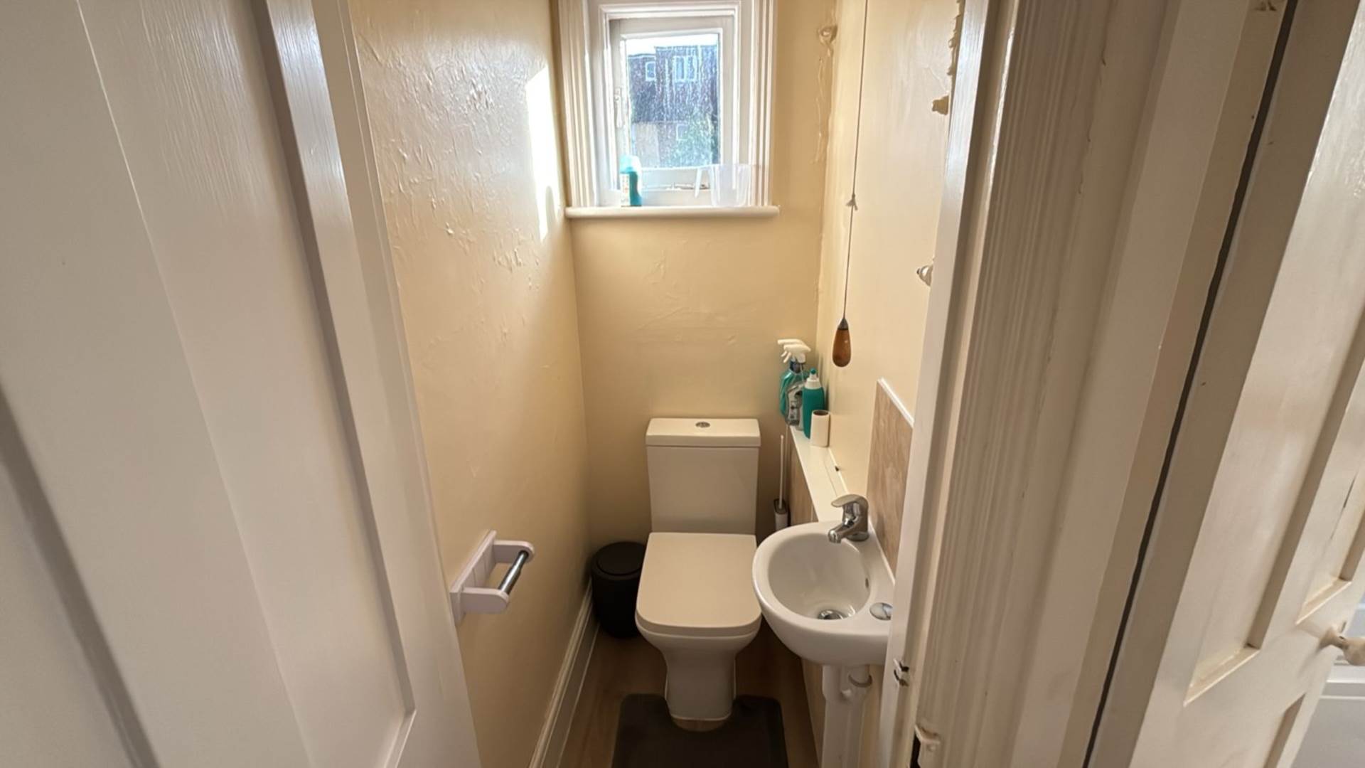 Room 3, 40a Farnham Road, Guildford, Surrey, GU24JN, Image 7