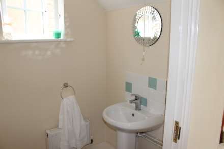 COUPLES WANTED! Room 3: 12 Pickering, Guildford, GU2 8AH, Image 19