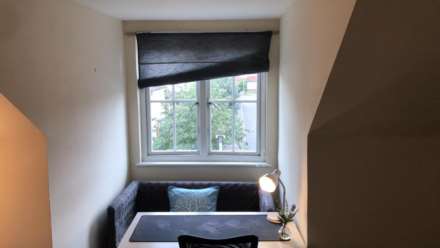 COUPLES WANTED! Room 3: 12 Pickering, Guildford, GU2 8AH, Image 5