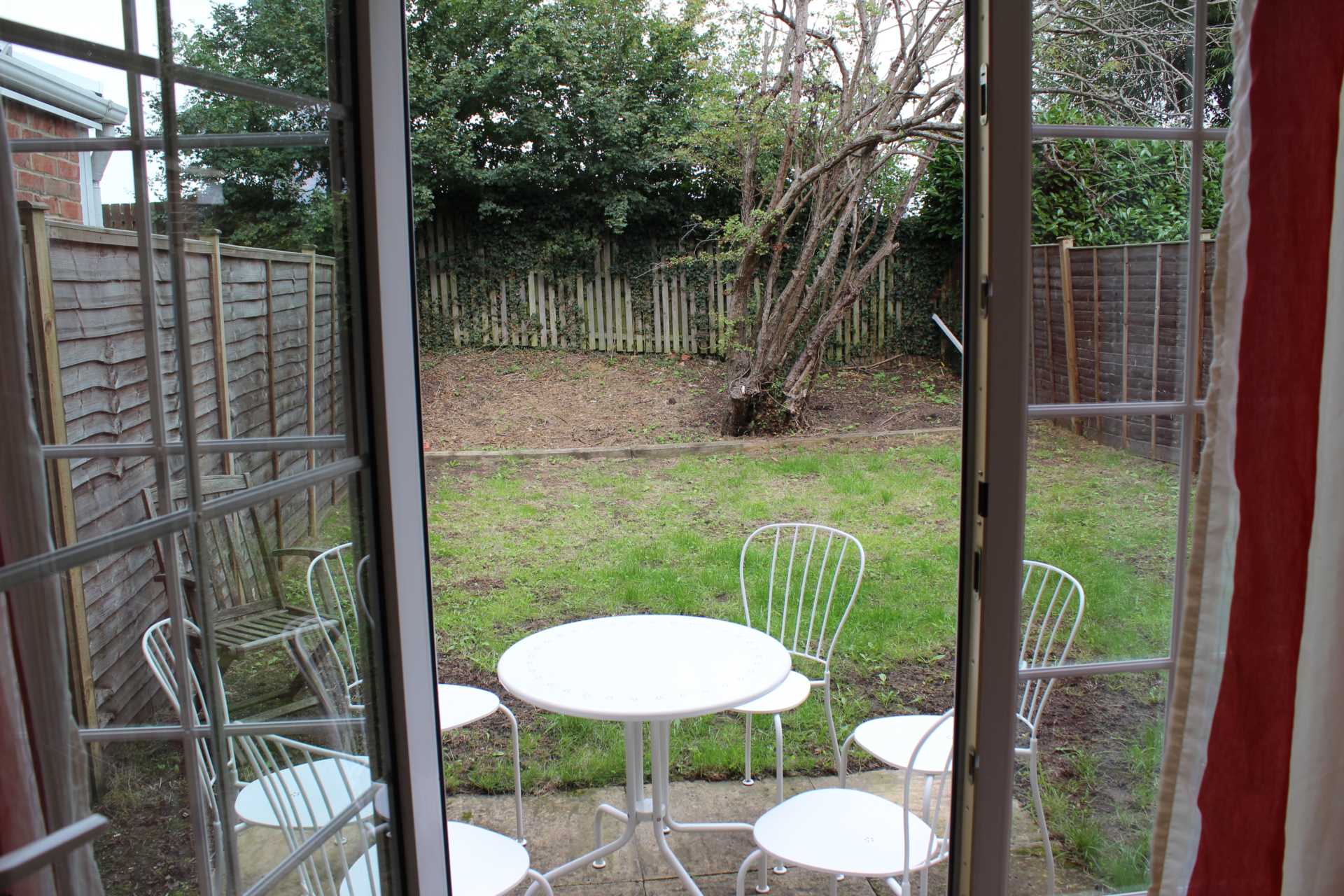 Room 1 : 12 Pickering Place, GU2 8AH, Image 22