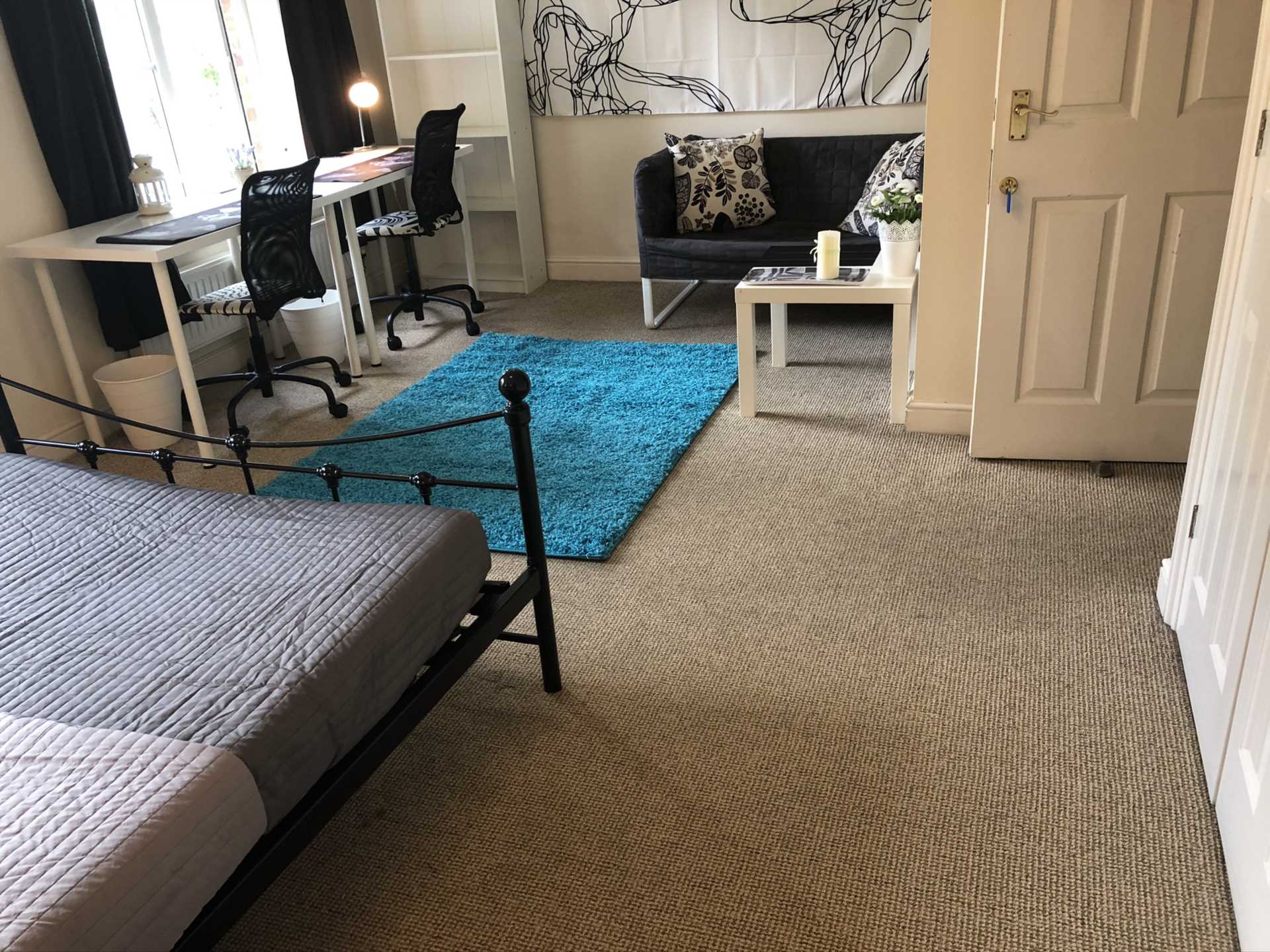 Room 2: 12 Pickering, Guildford, GU2 8AH, Image 4