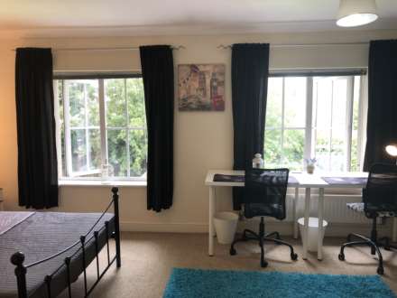 Room 2: 12 Pickering, Guildford, GU2 8AH, Image 5