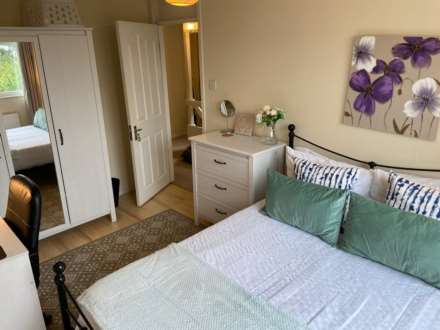 Room 2, 1 Windsor Close, GU2 7QU, Image 1