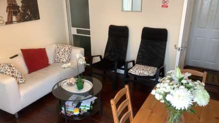 Room 2: 18 Rupert Road, Guildford, GU2 7NE, Image 6
