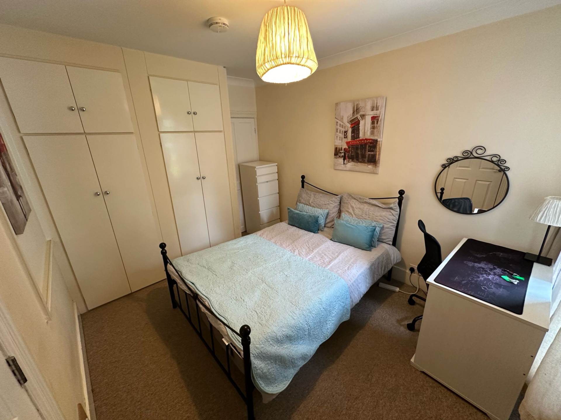 Room 3, 18 RUPERT ROAD, Guildford, GU2 7NE- NO ADMIN FEES!, Image 2