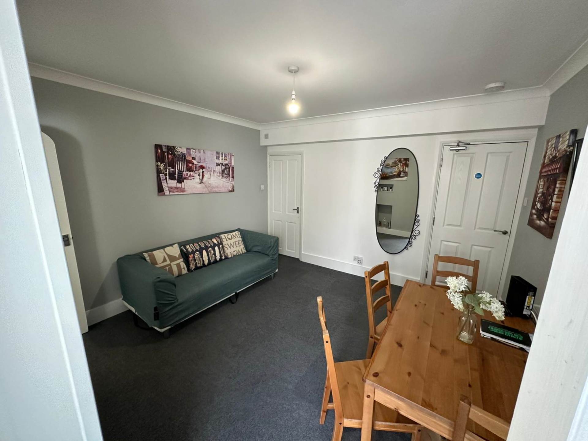 Room 3, 18 RUPERT ROAD, Guildford, GU2 7NE- NO ADMIN FEES!, Image 6