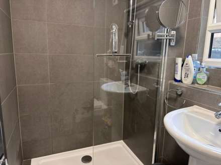 Room 4, 18 RUPERT ROAD, GUILDFORD GU2 7NE, Image 19