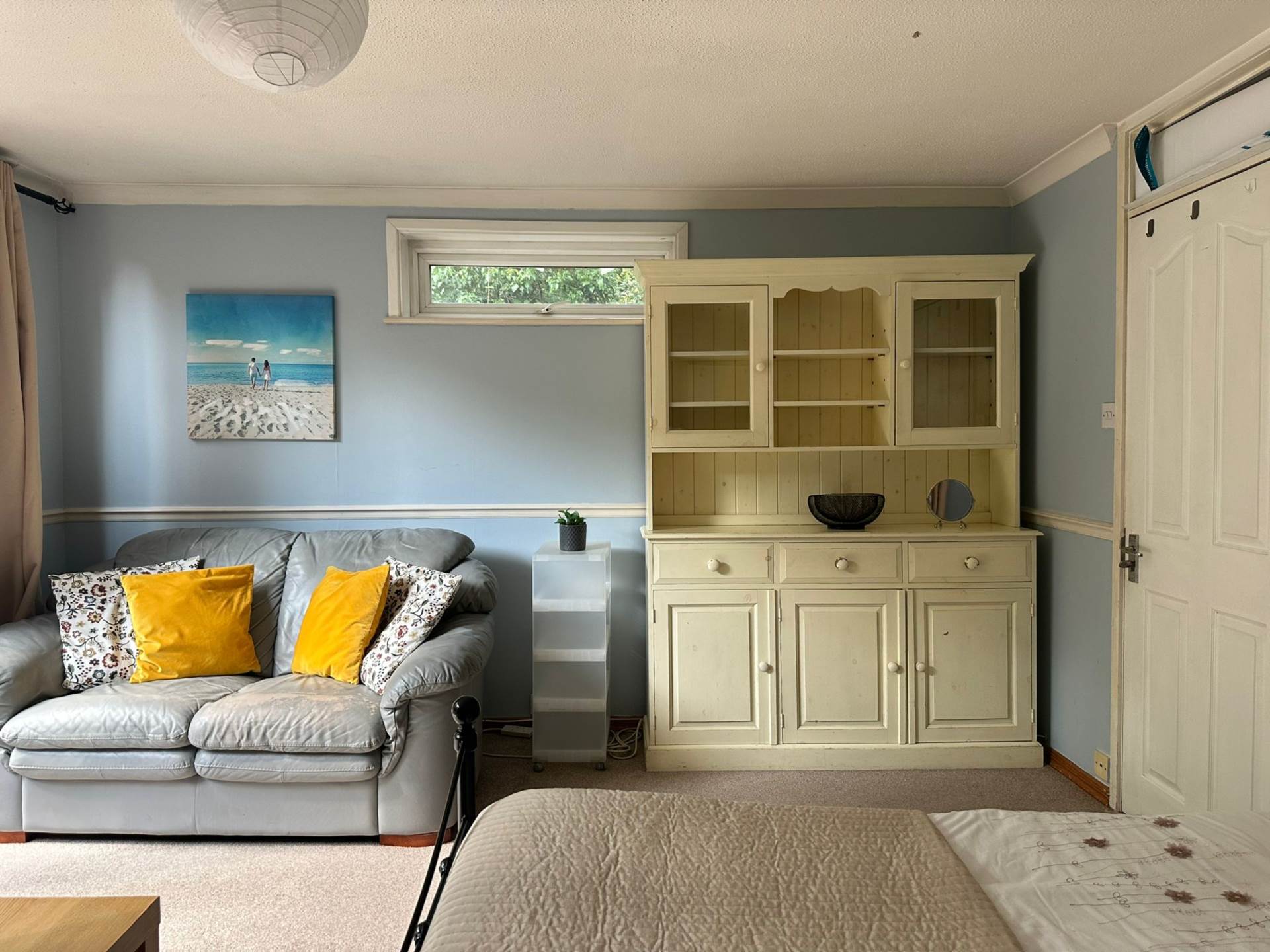 WINDSOR CLOSE, MASSIVE DOUBLE ROOM FOR SINGLE OCCUPANT AVAILABLE NOW., Image 7