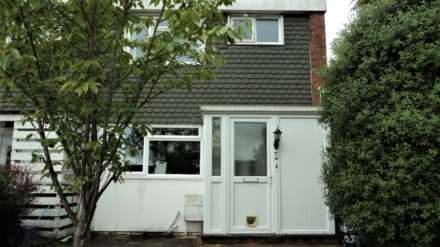 WINDSOR CLOSE, MASSIVE DOUBLE ROOM FOR SINGLE OCCUPANT AVAILABLE NOW., Image 19