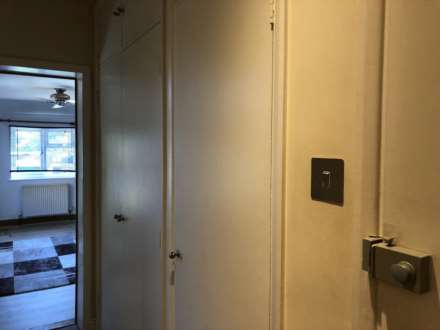 25A New Road, Chilworth, GU4 8LR, Image 12