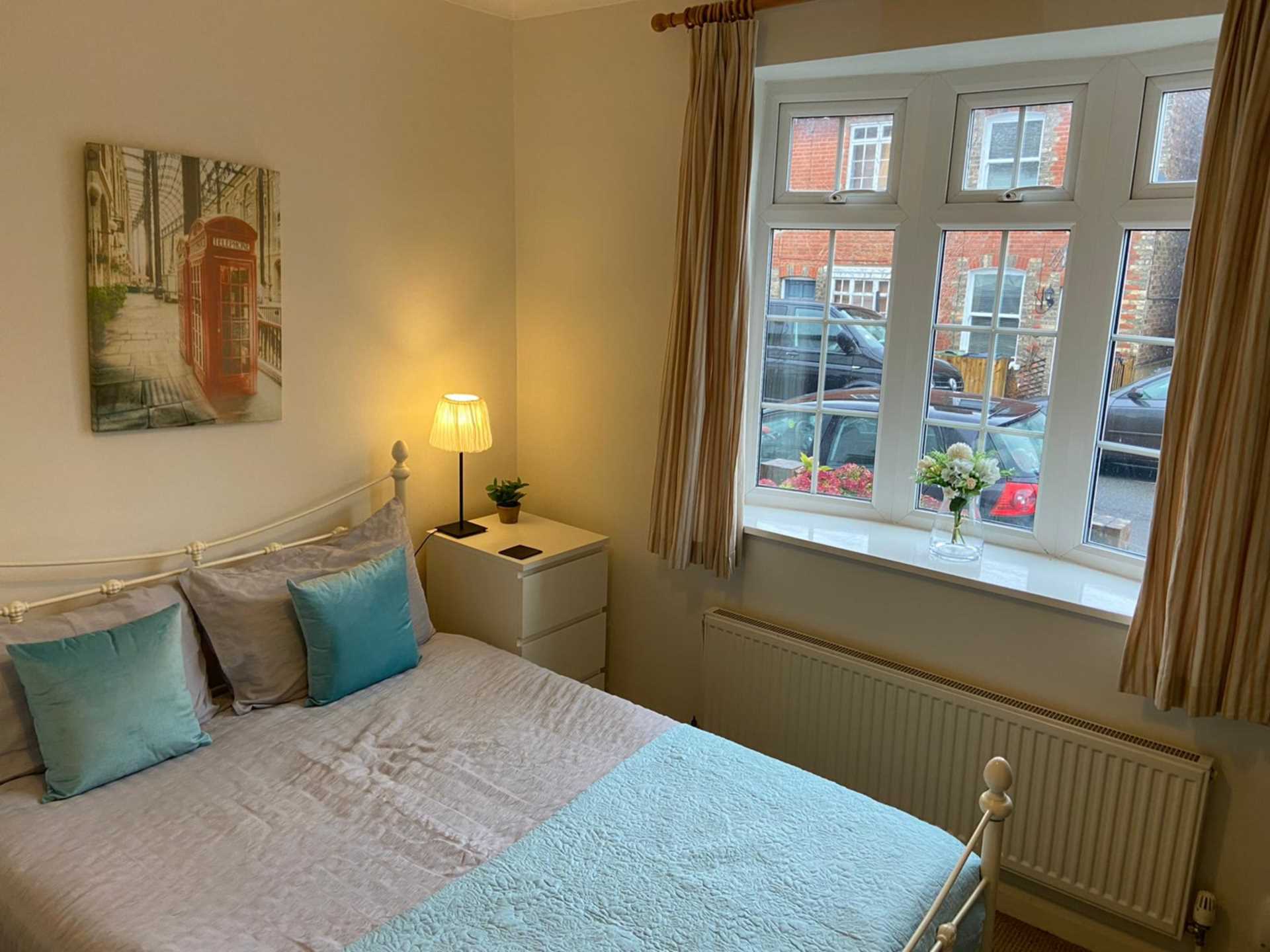 COUPLES WANTED! Room 1: 46 George Road, Guildford, GU1 4NR, Image 1